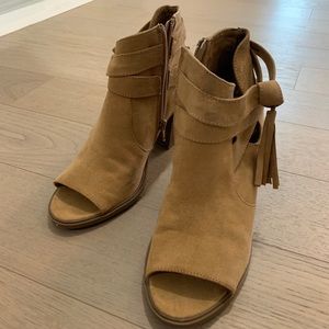 Rampage Tan Ankle Booties (Worn once)